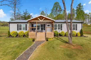 3015 Pumpkintown Hwy, Pickens, SC 29671 - Photo 1