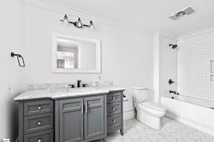 105 Vannoy St, Greenville, SC 29601 - Photo 17