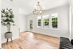 105 Vannoy St, Greenville, SC 29601 - Photo 7