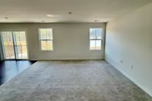 640 Olivia Springs Dr, Spartanburg, SC 29302 - Photo 3