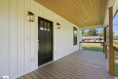 202 S Howard Avenue, Landrum, SC 29356 - Photo 5