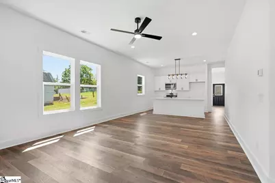 202 S Howard Avenue, Landrum, SC 29356 - Photo 11