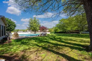 139 Plantation Dr, Easley, SC 29642 - Photo 11