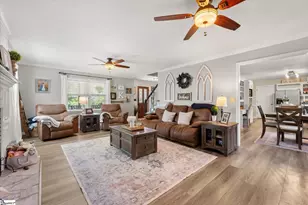 139 Plantation Dr, Easley, SC 29642 - Photo 15