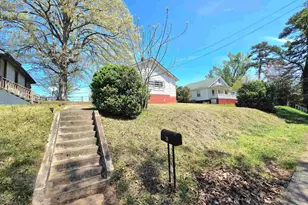 28 Circle St, Travelers Rest, SC 29690 - Photo 29