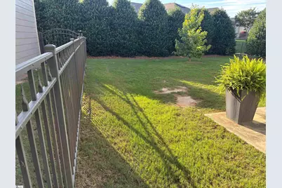 330 Belle Oaks Drive, Simpsonville, SC 29680 - Photo 3
