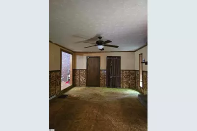 209 Bluff Drive, Greenville, SC 29605 - Photo 3