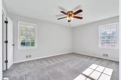 806 Shoresbrook Drive, Spartanburg, SC 29301 - Photo 13