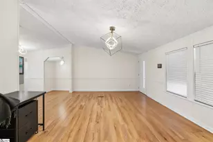 208 Tyler Ct, Easley, SC 29642 - Photo 7