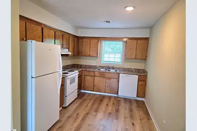 713 E Curtis Street #18, Simpsonville, SC 29681 - Photo 3