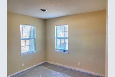 713 E Curtis Street #18, Simpsonville, SC 29681 - Photo 13