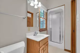 304 Dixon St, Clinton, SC 29325 - Photo 27