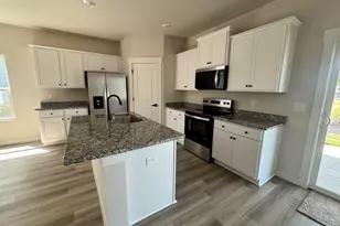 430 W Claywalk Rd, Woodruff, SC 29388 - Photo 5