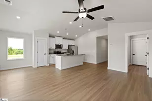 447 W Claywalk Rd, Woodruff, SC 29388 - Photo 9