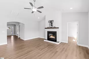 405 Pearle Brook Ln, Taylors, SC 29687 - Photo 15