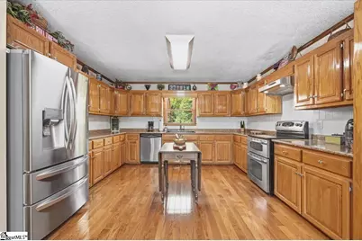 310 Holly Springs Road, Inman, SC 29349 - Photo 9