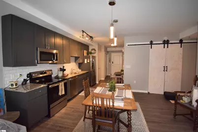 100 E Washington Street #Apt 32, Greenville, SC 29601 - Photo 5