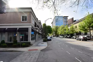 100 E Washington St, Greenville, SC 29601 - Photo 29