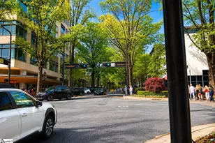 100 E Washington St, Greenville, SC 29601 - Photo 29
