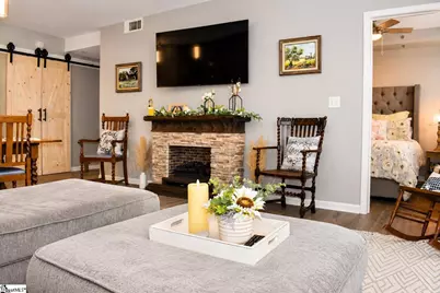 100 E Washington Street #Apt 32, Greenville, SC 29601 - Photo 11