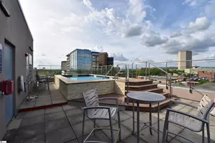 100 E Washington St, Greenville, SC 29601 - Photo 21