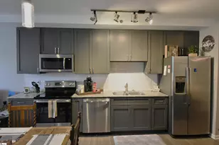 100 E Washington St, Greenville, SC 29601 - Photo 3