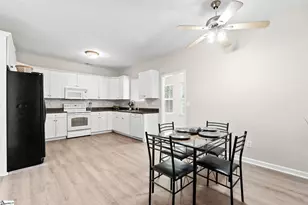 282 Waxberry Ct, Boiling Springs, SC 29316 - Photo 11