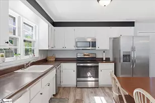26 Owens Rd, Taylors, SC 29687 - Photo 11