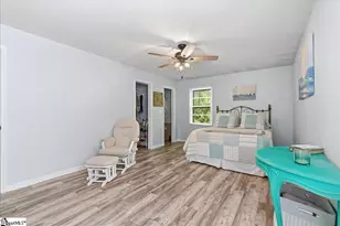 26 Owens Rd, Taylors, SC 29687 - Photo 15