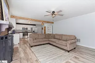 26 Owens Rd, Taylors, SC 29687 - Photo 13
