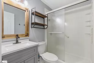 207 E Celestial Dr, Greer, SC 29651 - Photo 11