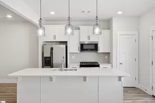 215 Keel Ln, Simpsonville, SC 29681 - Photo 5