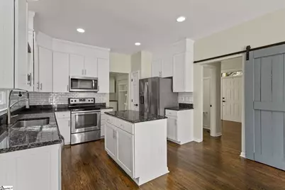 17 Halehaven Drive, Simpsonville, SC 29681 - Photo 9