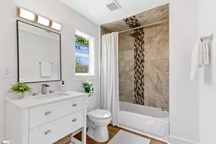 19 Jamison St, Greenville, SC 29611 - Photo 17