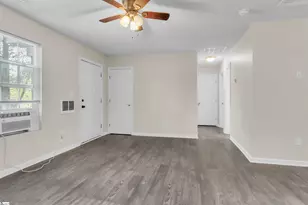 204 206 208 Sunnyside Dr, Greer, SC 29651 - Photo 9