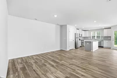 922 Powder Creek Drive, Reidville, SC 29375 - Photo 3