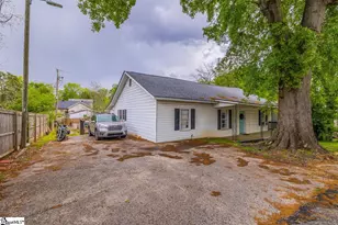 2 Woodward St, Greenville, SC 29611 - Photo 3