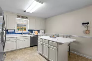 15990 Asheville Hwy, Campobello, SC 29322 - Photo 9