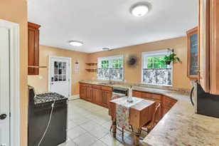 25 Central Ave, Honea Path, SC 29654 - Photo 7