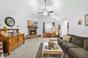 637 Ivywood Pl, Boiling Springs, SC 29316 - Photo 5