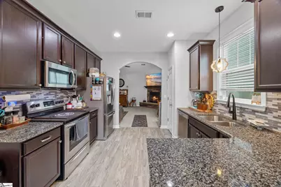 637 Ivywood Place, Boiling Springs, SC 29316 - Photo 9