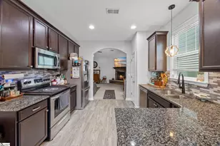 637 Ivywood Pl, Boiling Springs, SC 29316 - Photo 9