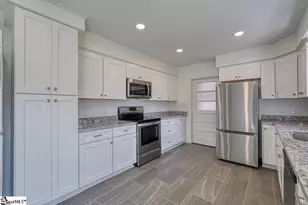 118 1st Ave, Spartanburg, SC 29302 - Photo 7