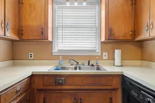 1291 Montview St, Spartanburg, SC 29307 - Photo 15