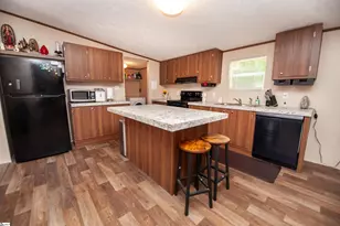 506 W Manning St, Chesnee, SC 29323 - Photo 9