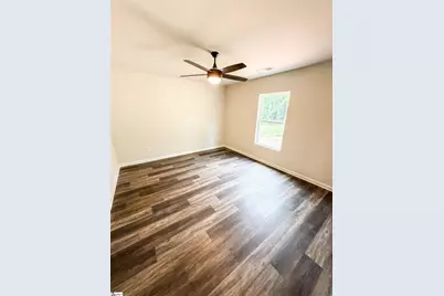102 Heatherwood Drive, Gray Court, SC 29645 - Photo 5