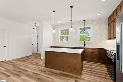 203 Delano Avenue, Greer, SC 29650 - Photo 9