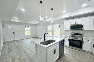 285/287 Scenic Ave, Campobello, SC 29322 - Photo 9