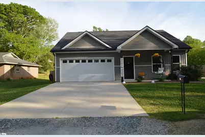 126 Woodshire Drive, Boiling Springs, SC 29316 - Photo 1