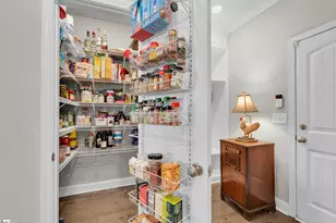 10 Peckham St, Greenville, SC 29607 - Photo 9